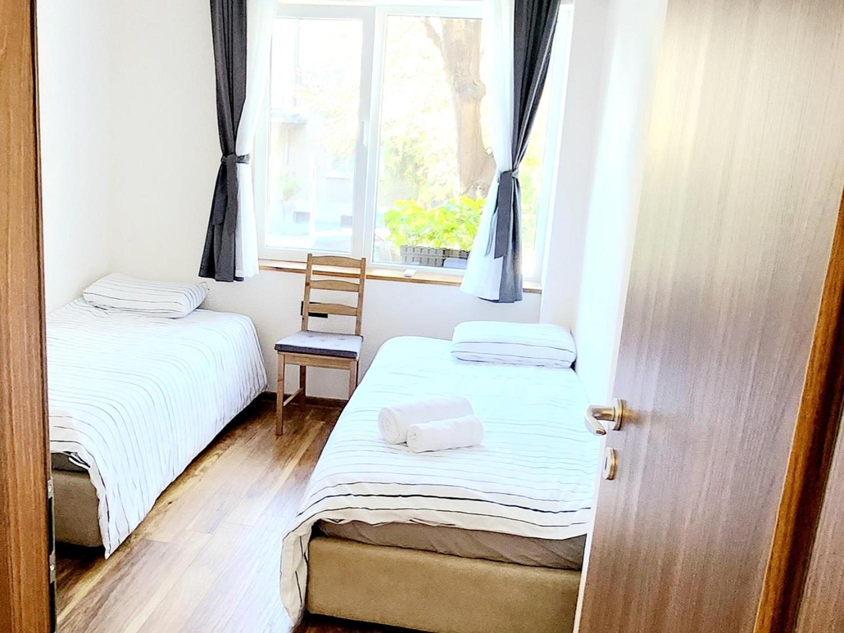 Malavi Tn2 Top Center Apartment Ruse Esterno foto